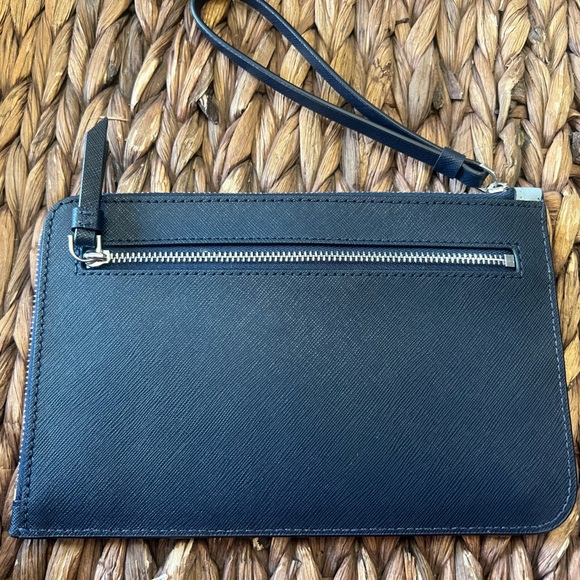 Never used Blue L-Zip Kate Spade Wristlet - Picture 4 of 7